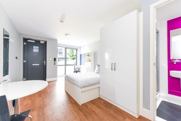 1 bed studio, Crewe Street, City Centre, Chester, CH13DA - Image 5